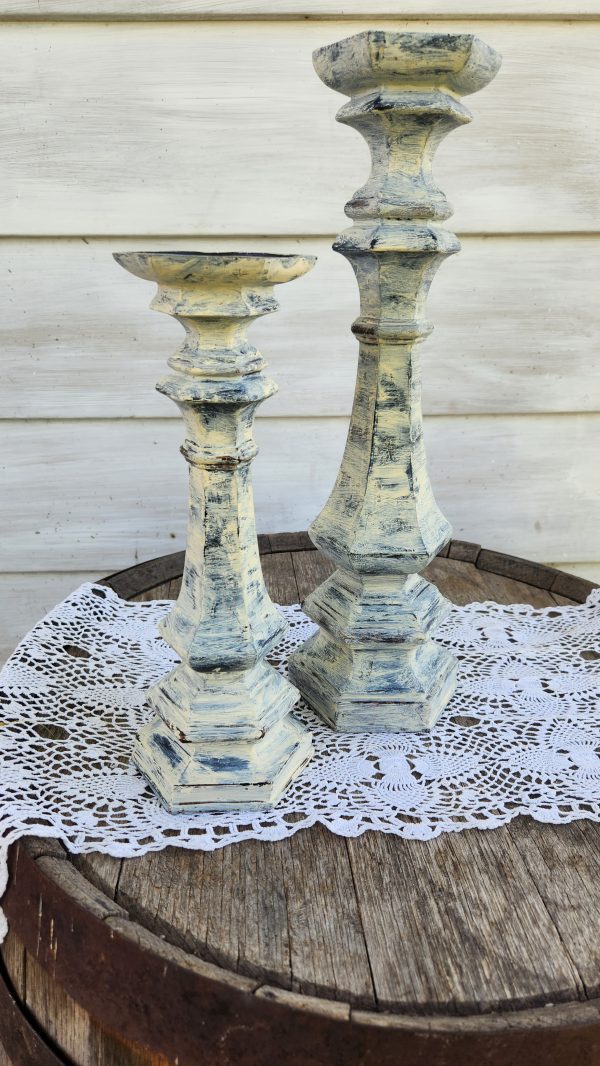 Antique Ivory Candle Pillar Set
